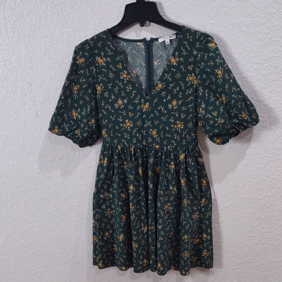 Madewell Dresses & Skirts - MADEWELL Floral Green Dress